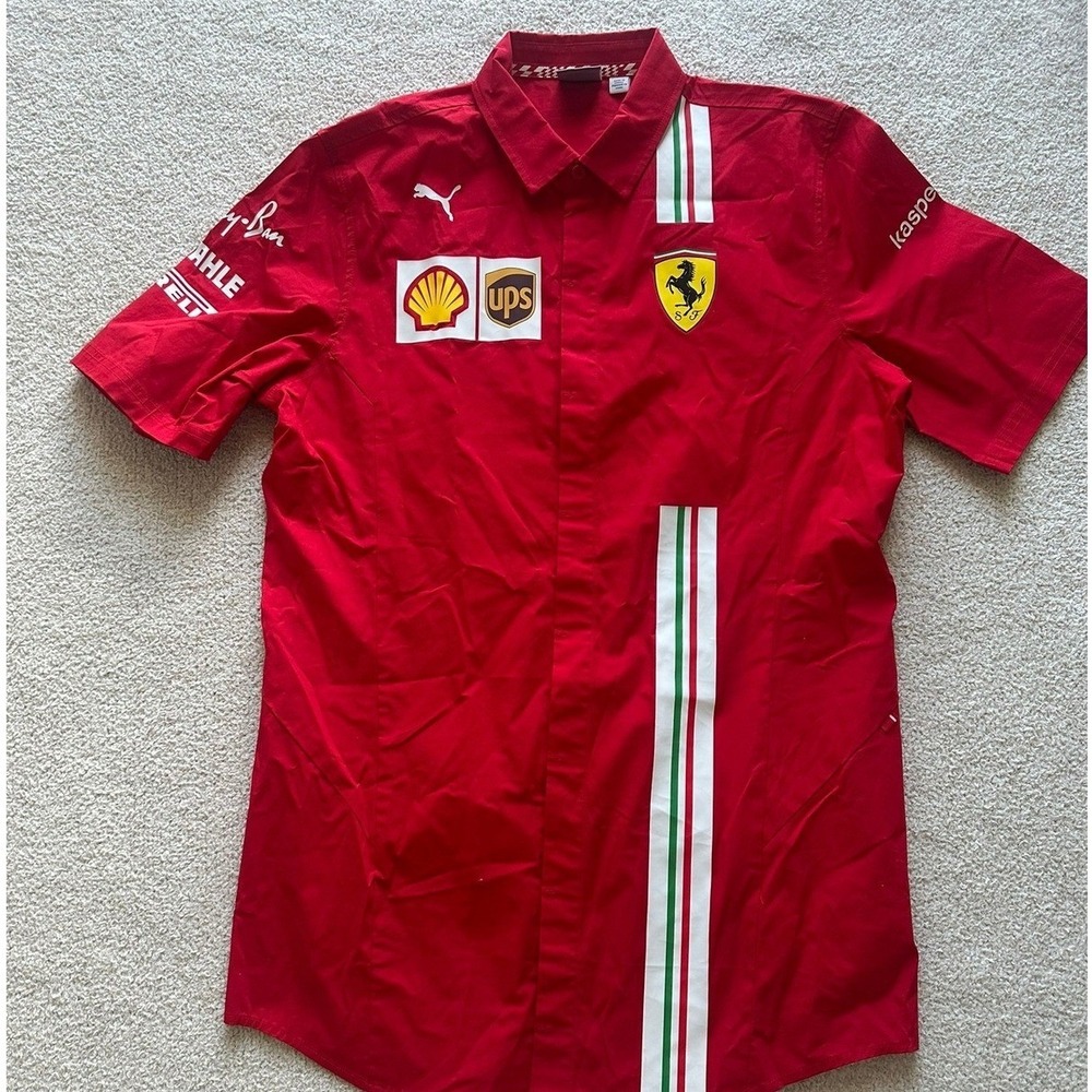 Ferrari Mens Tshirt Size Small in Red
